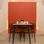 Apartment 3 Seasons - The Fab *