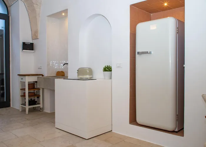 3 Seasons - The Fab *