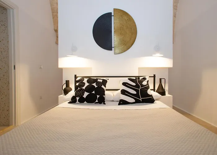 דירה 3 Seasons - The Fab *